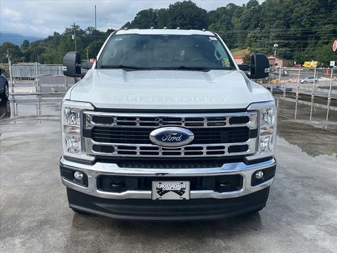 New 2026 Ford F350 XL w/ XL Chrome Package image 15