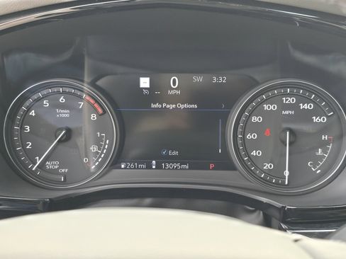 Used 2024 Cadillac XT6 Premium Luxury w/ Technology Package image 26