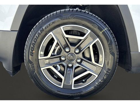 New 2026 Jeep Cherokee Limited AWD/4WD image 9