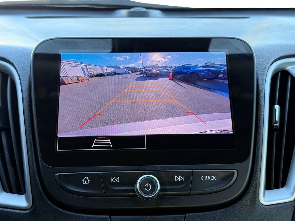 Used 2023 Chevrolet Malibu LT FWD image 13
