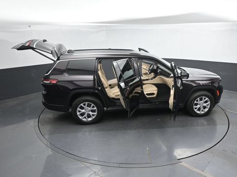 Used 2022 Jeep Grand Cherokee L Limited w/ Luxury Tech Group II AWD/4WD image 51