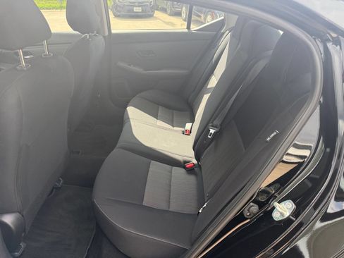 Used 2025 Nissan Sentra SV FWD image 23