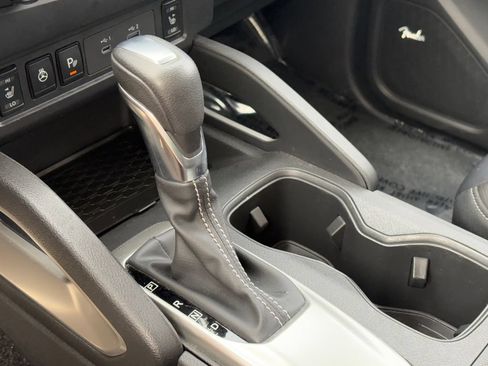Certified 2024 Nissan Frontier SL w/ Technology Package RWD image 16
