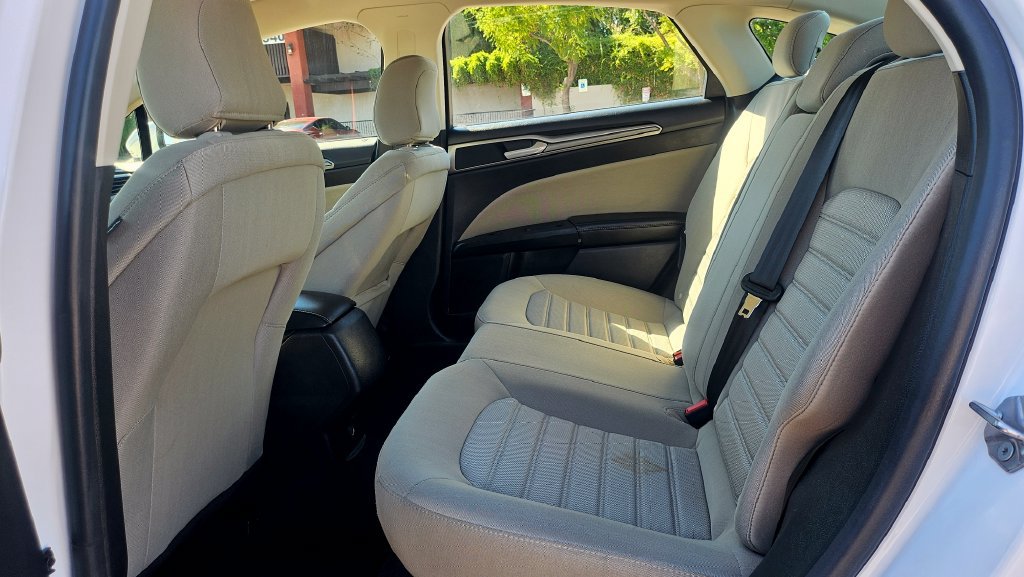 Used 2020 Ford Fusion S FWD image 24