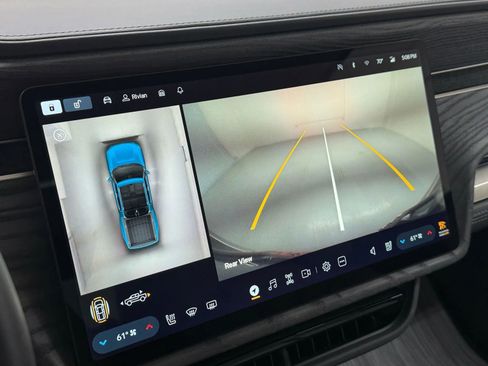 Used 2023 Rivian R1T Launch Edition image 34