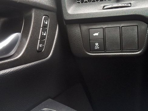 Certified 2025 Honda CR-V Sport-L image 24