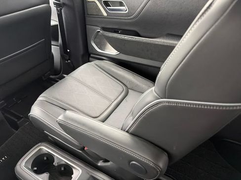 Used 2025 INFINITI QX80 Sensory AWD/4WD image 38