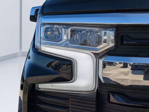 Used 2025 Chevrolet Silverado 1500 LT image 9