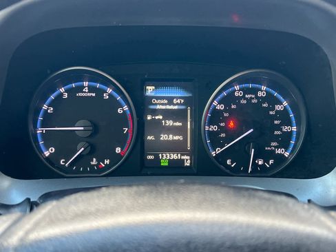 Used 2018 Toyota RAV4 LE image 23