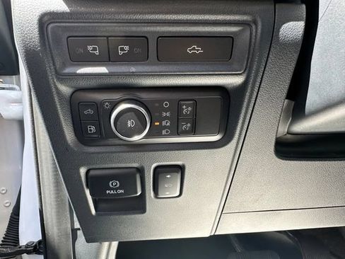 Used 2021 Ford F150 Lariat w/ Equipment Group 502A High AWD/4WD image 22