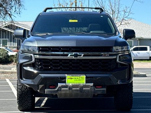 Used 2022 Chevrolet Suburban Z71 w/ Off-Road Capability Package image 7