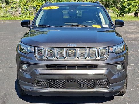 Used 2022 Jeep Compass Latitude w/ Convenience Group FWD image 29