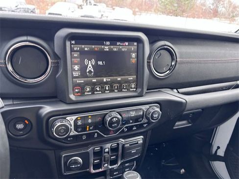 Certified 2022 Jeep Gladiator Overland image 21