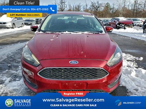 Used 2017 Ford Focus SEL w/ Cold Weather Package FWD image 7