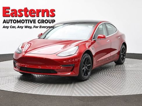 Used 2019 Tesla Model 3 Standard Range RWD image 1