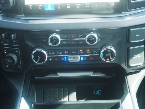 Used 2025 Ford F350 Platinum image 19