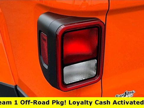 New 2025 Jeep Gladiator Sport image 29