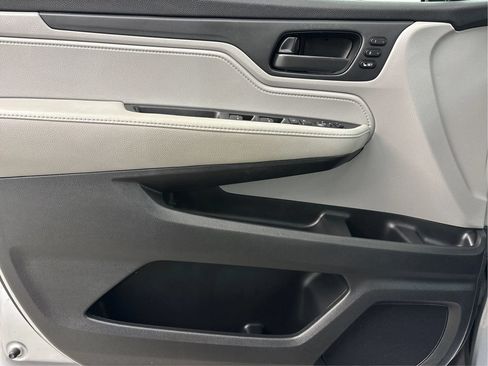 Used 2019 Honda Odyssey EX-L image 25