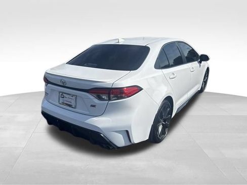 Used 2026 Toyota Corolla SE FWD image 5