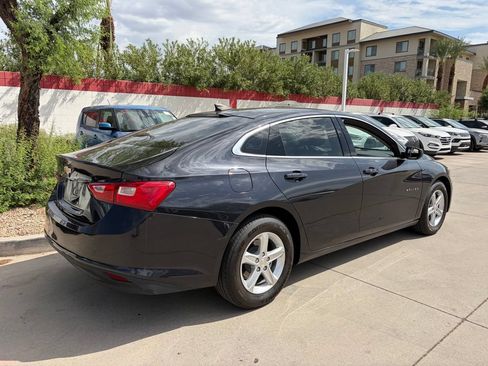 Used 2023 Chevrolet Malibu LS FWD image 3