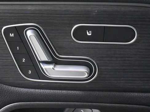 Certified 2026 Mercedes-Benz GLB 250 GLB 250 image 27