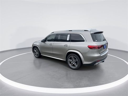 Used 2023 Mercedes-Benz GLS 450 4MATIC image 5