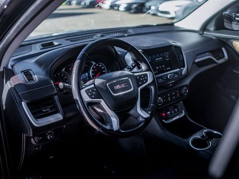 Used 2020 GMC Terrain SLE image 11