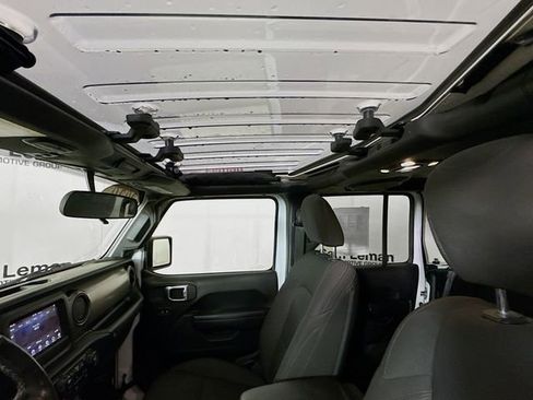 Used 2020 Jeep Gladiator Sport w/ Quick Order Package 24S image 21