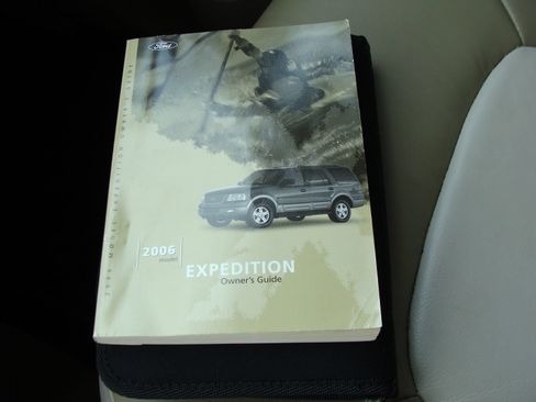 Used 2006 Ford Expedition Eddie Bauer AWD/4WD image 19