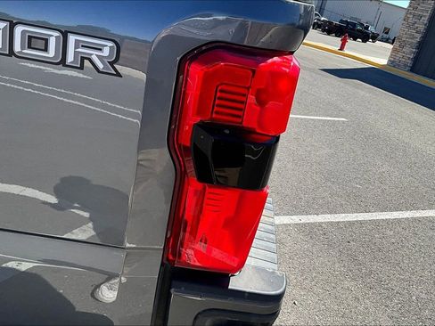 Used 2024 Ford F250 Lariat w/ Tremor Off-Road Package AWD/4WD image 24