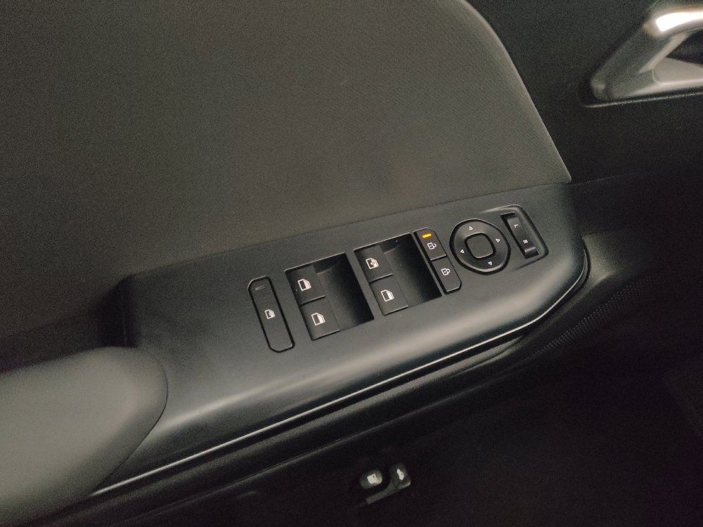 Used 2025 Kia K4 FWD image 27