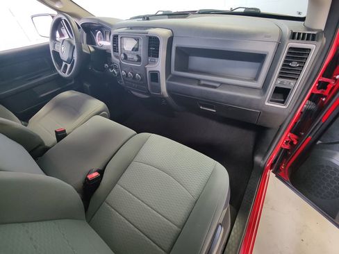 Used 2018 RAM 1500 Express image 10