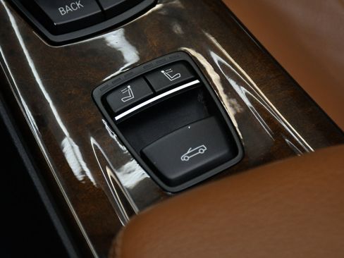 Used 2014 BMW 435i Convertible image 32