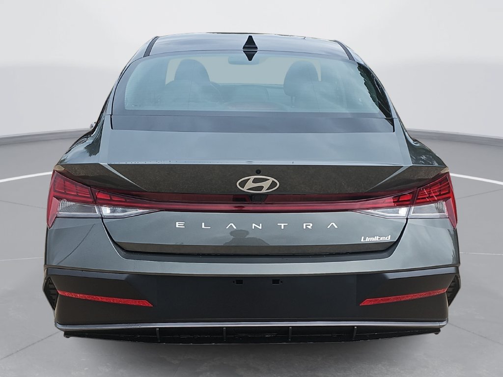 New 2026 Hyundai Elantra Limited FWD image 6