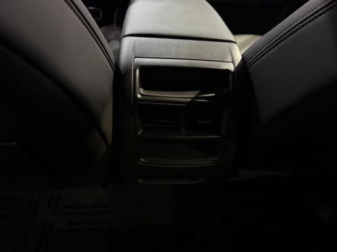 Used 2022 Cadillac XT5 Sportv AWD/4WD image 30