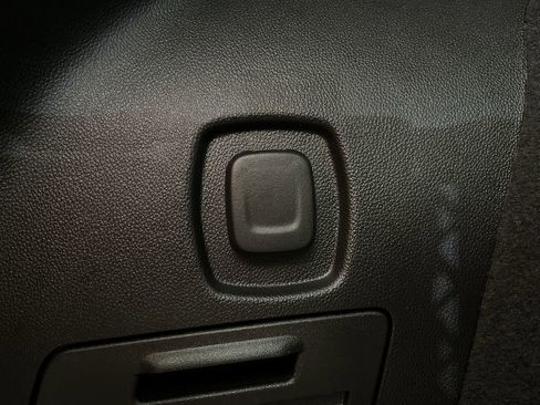 Certified 2024 Cadillac XT5 Premium Luxury image 33