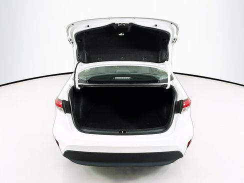 Used 2024 Toyota Corolla LE image 26