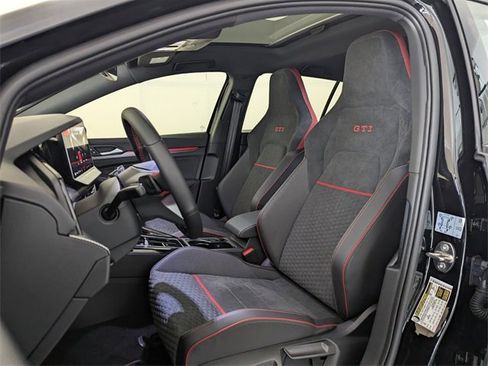 New 2026 Volkswagen GTI SE image 5