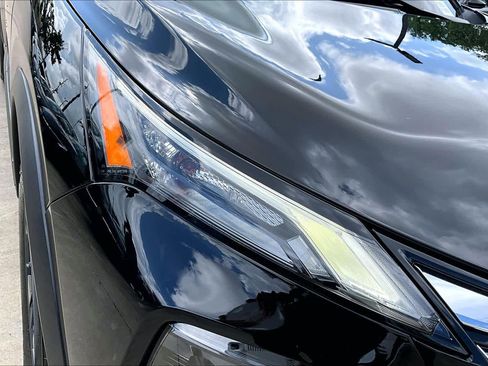 Used 2024 Nissan Rogue SV image 26