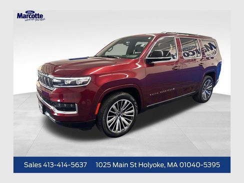 Used 2023 Jeep Grand Wagoneer Series III AWD/4WD image 1