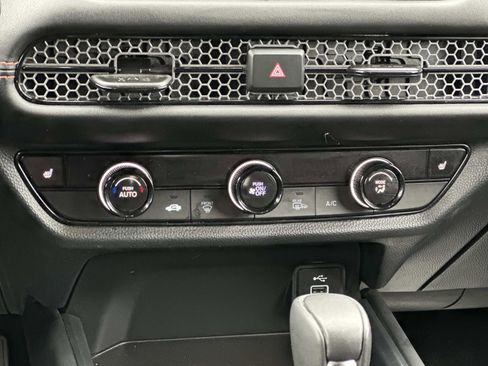 Used 2025 Honda HR-V Sport image 4