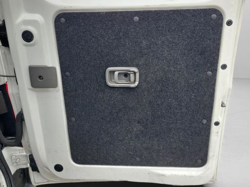 Used 2017 Nissan NV200 S image 29