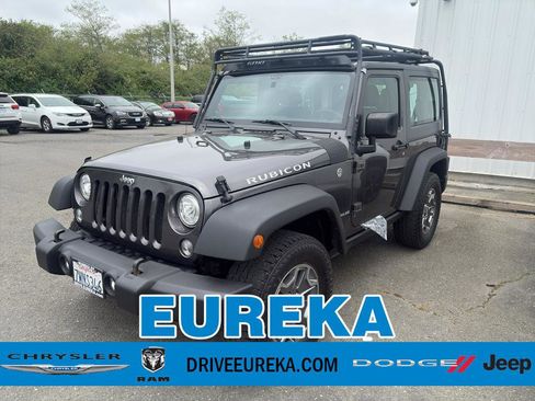 Used 2017 Jeep Wrangler Rubicon w/ Power Convenience Group AWD/4WD image 1