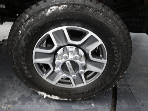 Used 2024 Ford F350 Lariat w/ Lariat Ultimate Package image 32