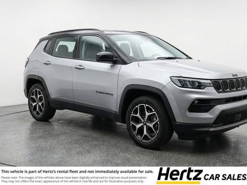 Used 2025 Jeep Compass Limited AWD/4WD image 1