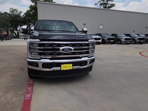 Used 2025 Ford F250 King Ranch w/ Chrome Package AWD/4WD image 3