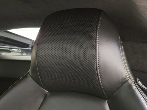 Used 2021 Audi R8 V10 w/ Premium Package image 30