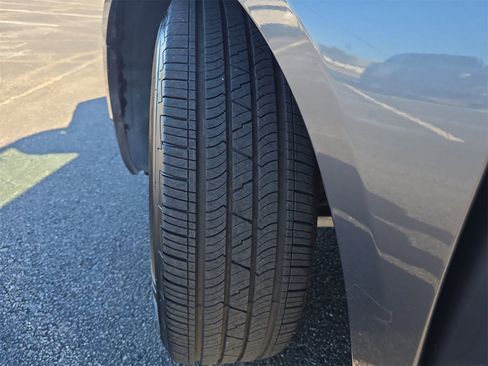 Used 2014 Honda Odyssey EX image 28