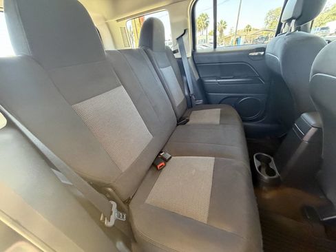 Used 2015 Jeep Patriot Sport w/ Power Value Group FWD image 17