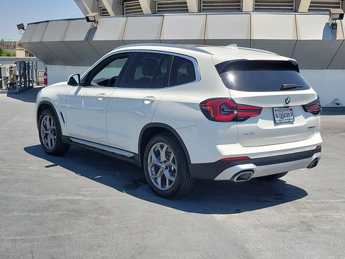 Used 2024 BMW X3 sDrive30i w/ Convenience Package RWD image 2
